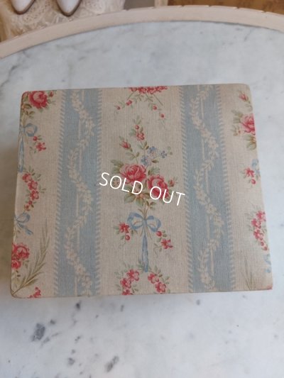 画像5: アンティークローズ柄カルトナージュボックス