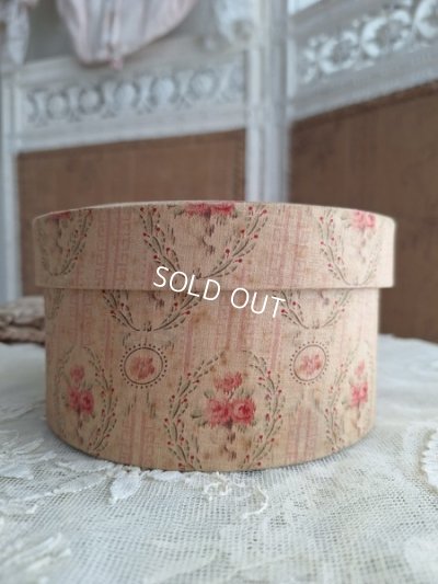 画像4: アンティークローズ柄カルトナージュボックス