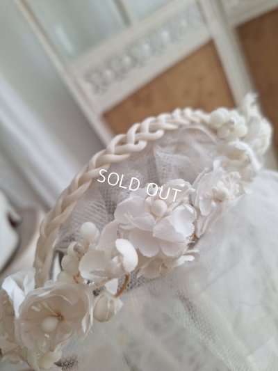 画像3: ベール付きワックスフラワーティアラ