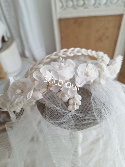 画像4: ベール付きワックスフラワーティアラ