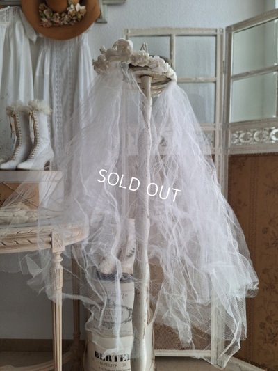 画像14: ベール付きワックスフラワーティアラ