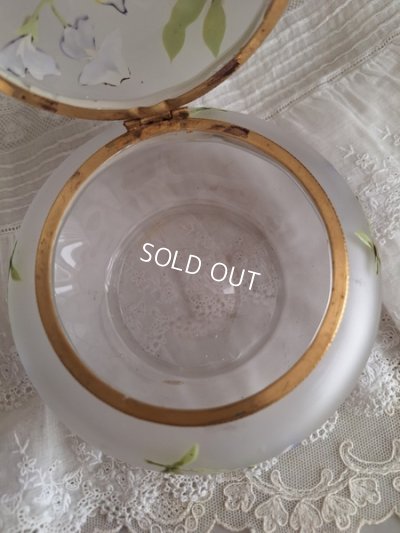 画像10: アンティークガラスパウダージャー