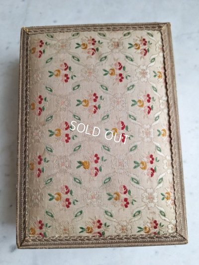 画像2: アンティーク花柄ボックス