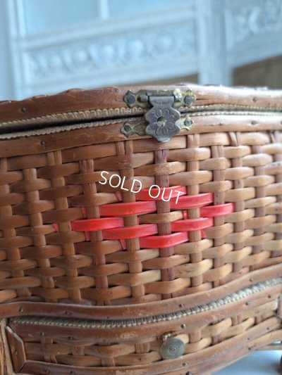 画像16: アンティークソーイングバスケット