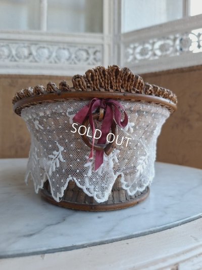 画像10: アンティークフレンチファブリックバスケット