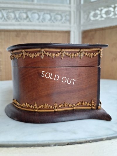 画像8: ローズガーランド装飾ハンドグローブボックス