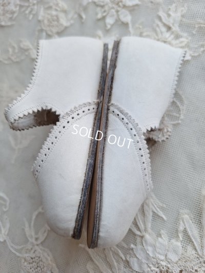 画像3: アンティーク白いベビーシューズ