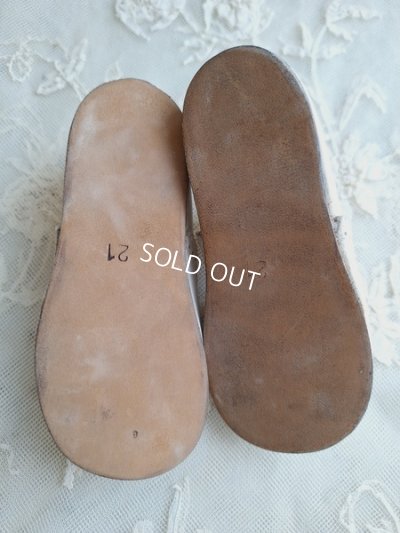 画像11: アンティーク白いベビーシューズ