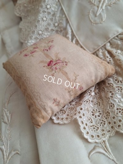 画像12: フレンチローズ柄クッション