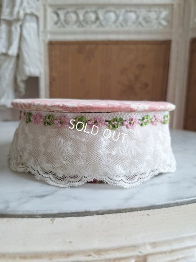 画像8: 花かご柄レース装飾ボックス