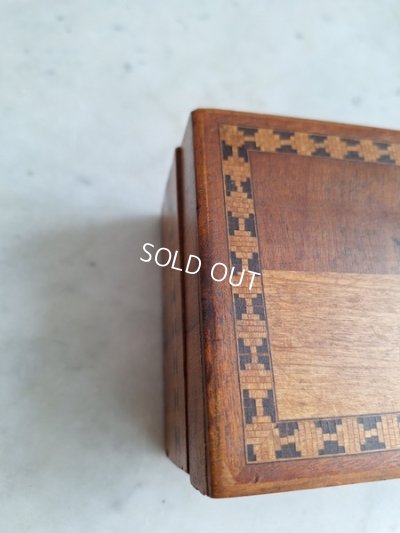 画像11: アンティークツバメ木箱