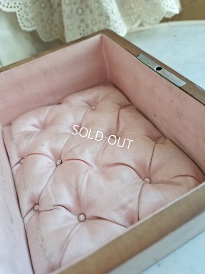 画像16: モシュリンヌクッション付スズラン柄ボックス