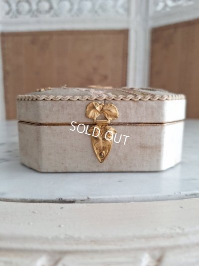 画像10: シルクチョコレートボックス