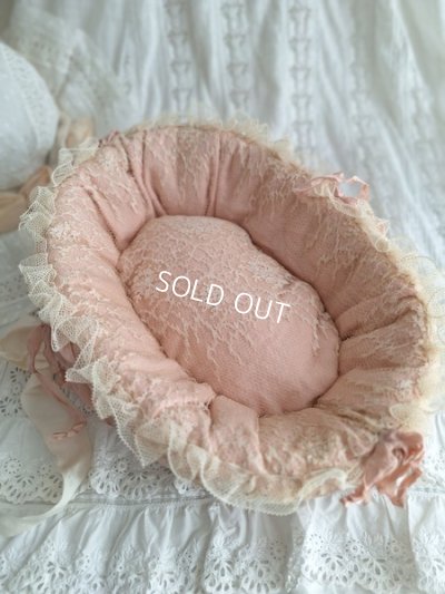 lacebasket
