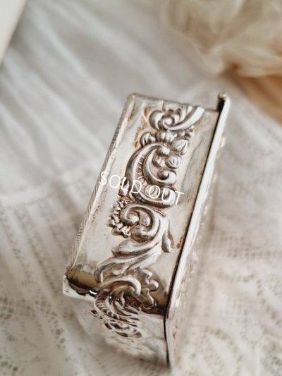 画像4: アンティークシルバー天使ケース