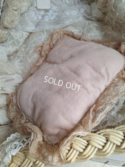 画像6: アンティークレースクッション