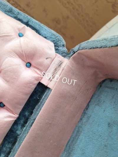 画像13: アンティーククッション付きボックス