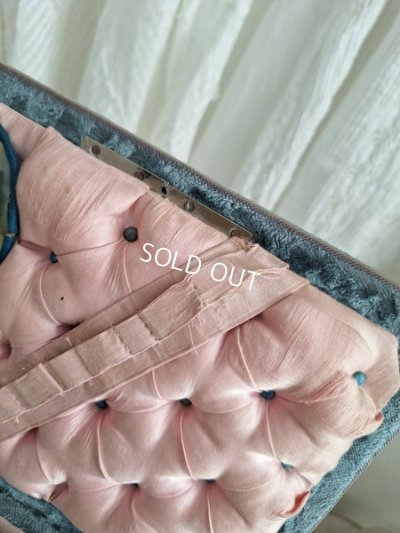 画像12: アンティーククッション付きボックス