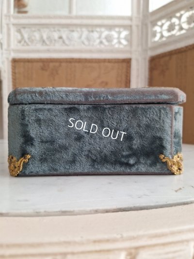 画像21: アンティーククッション付きボックス