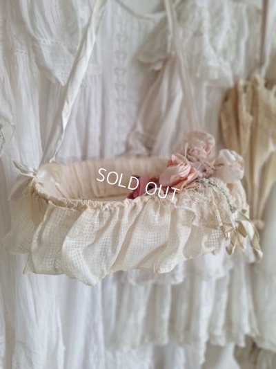 weddinggirlbasket