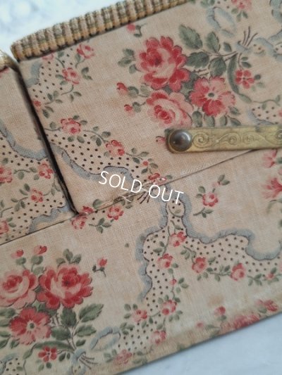 画像20: ローズ柄カルトナージュソーイングボックス
