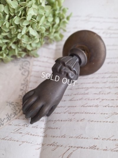 antiquedoorknocker