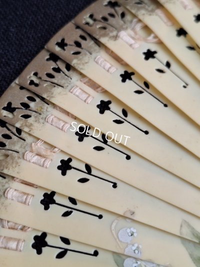 画像4: すずらん柄セルロイド扇子