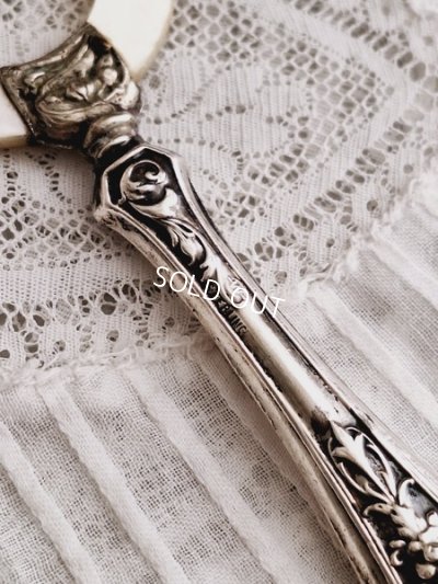 画像13: アンティークマザーパールラトル