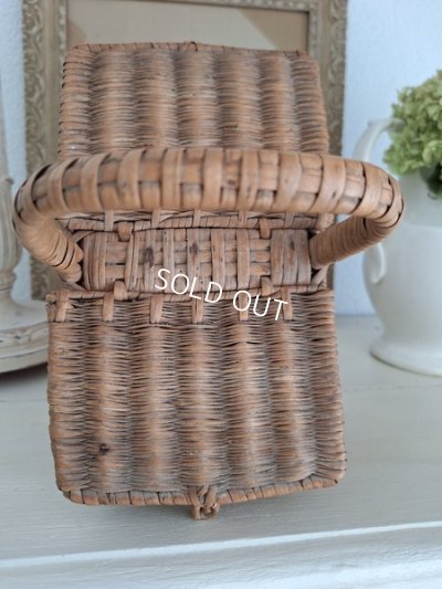 画像16: アンティチャイルドバスケット