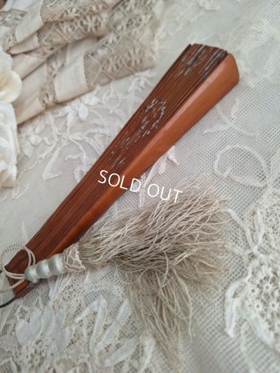 画像6: アンティークローズ手描きセルロイド扇子