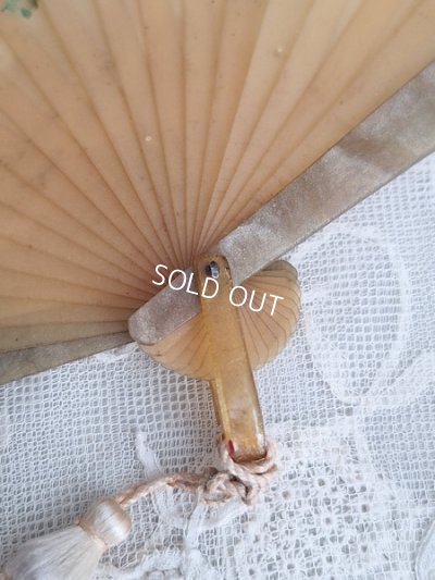 画像13: アンティークローズ手描きセルロイド扇子