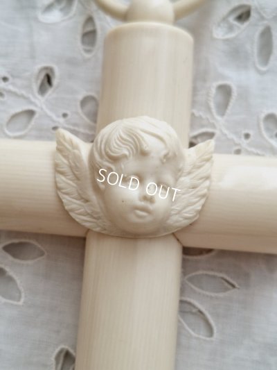 画像2: アンティークセルロイド天使の十字架