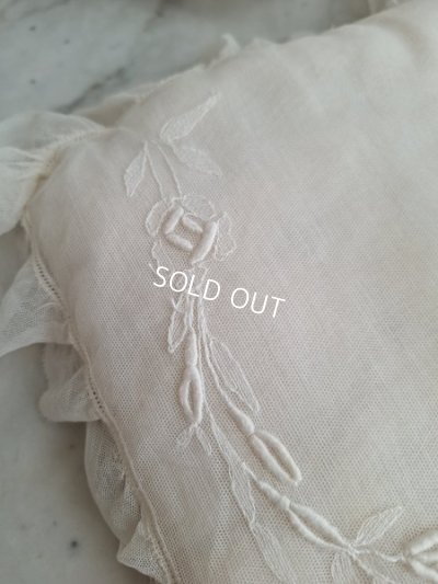 画像10: アンティークレースクッション