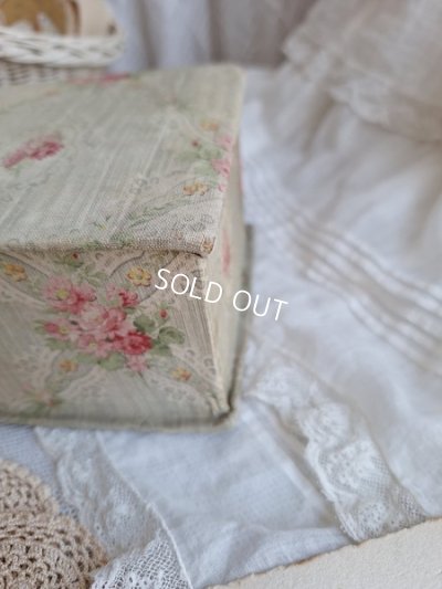 画像15: ローズ柄カルトナージュボックス