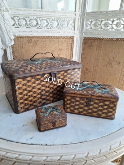 画像2: リボン柄ブリキバスケット