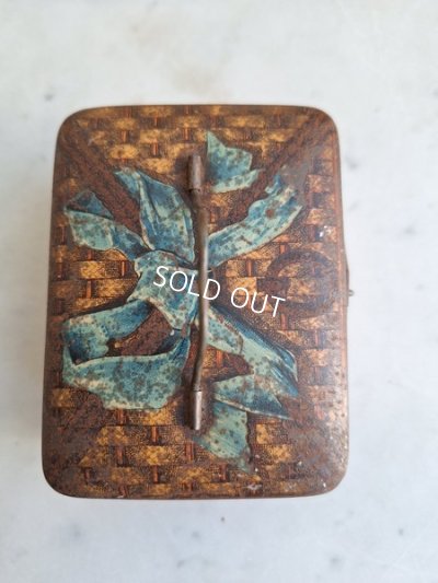 画像10: リボン柄ブリキバスケット