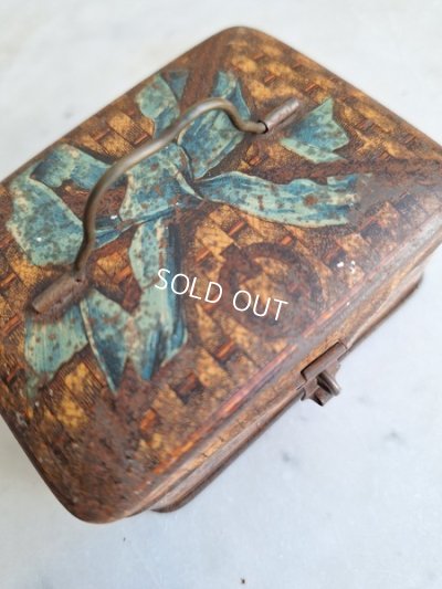 画像11: リボン柄ブリキバスケット