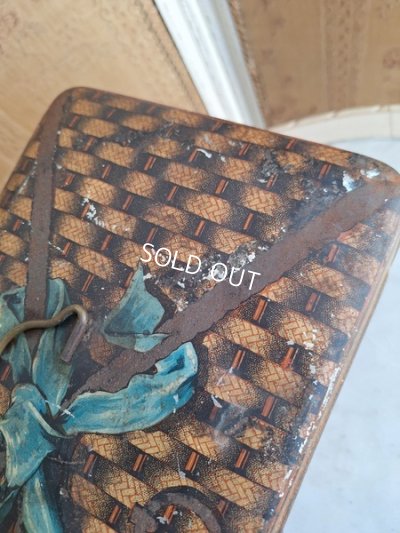 画像32: リボン柄ブリキバスケット