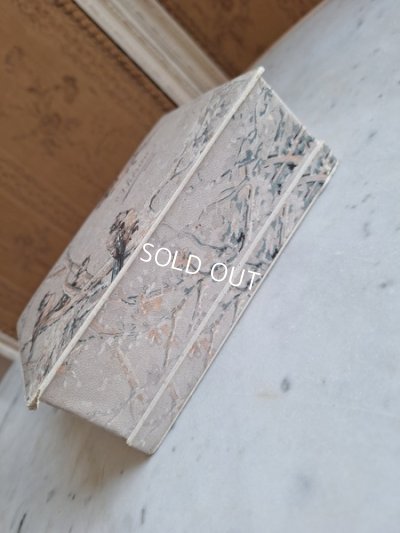 画像10: ツバメ柄アンティーク紙箱