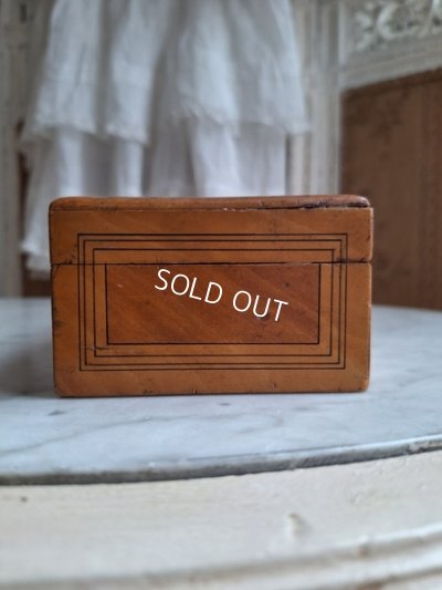 画像18: 少女柄アンティーク木箱