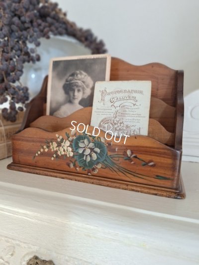 mauchlineletterholder