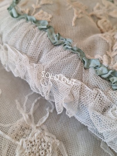画像4: アンティークレースクッション