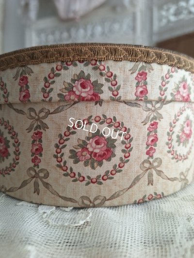 画像2: ローズとリボン柄カルトナージュボックス