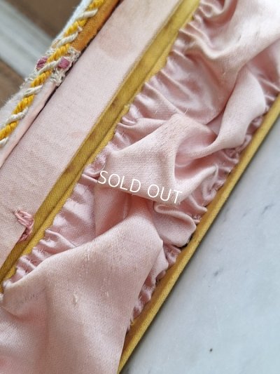 画像18: レース装飾ピンクの布箱