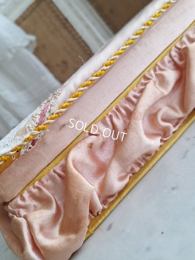 画像16: レース装飾ピンクの布箱