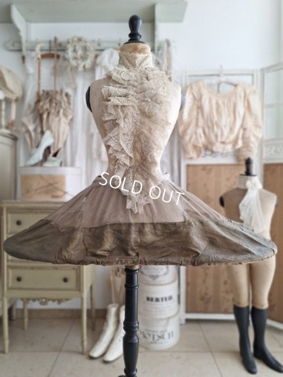 画像25: ヴィクトリアン期ワイドフープクリノリン