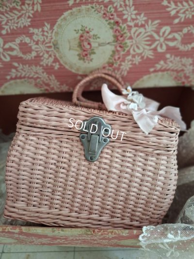 pinkbasket
