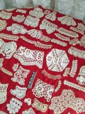 クロッシェ編み刺繍サンプラー