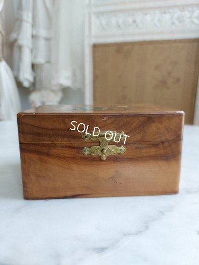 画像10: アンティークモシュリンヌクッション付きボックス