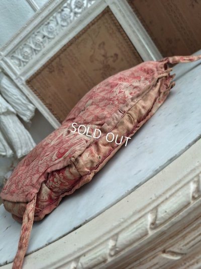 画像31: トワルドジュイ天使柄クッション